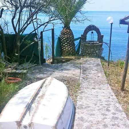 Calamona Holiday home