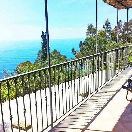 Calamona Holiday home *